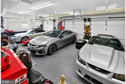 12629 High Meadow Road, North Potomac, MD 20878 - Photo 8