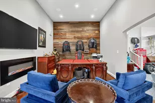 12629 High Meadow Rd, North Potomac, MD 20878 - Photo 4