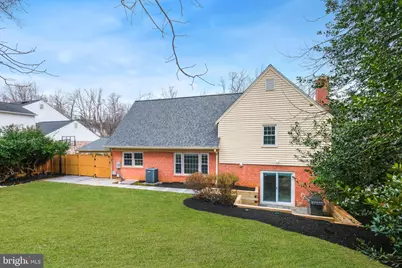 1392 Kersey Lane, Potomac, MD 20854 - Photo 2