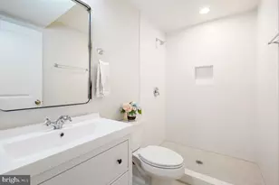 8706 Sundale Dr, Silver Spring, MD 20910 - Photo 24