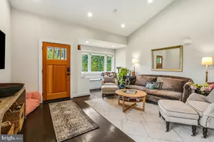 8706 Sundale Dr, Silver Spring, MD 20910 - Photo 4