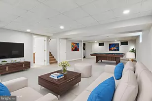 8033 Cypress Grove Ln, Cabin John, MD 20818 - Photo 20