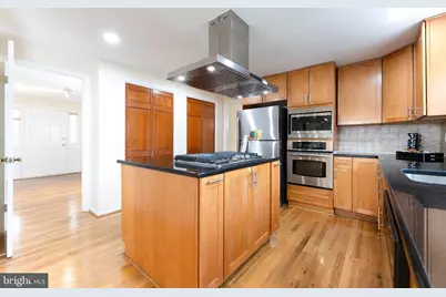 9125 Copenhaver Drive, Potomac, MD 20854 - Photo 6