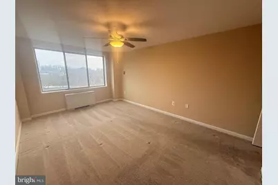 10201 Grosvenor Place #818, Rockville, MD 20852 - Photo 10