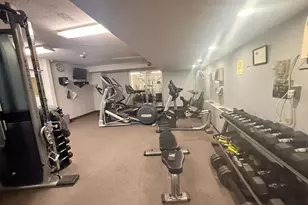 10201 Grosvenor Pl, Rockville, MD 20852 - Photo 22