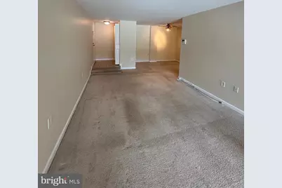 402 Girard Street #T2, Gaithersburg, MD 20877 - Photo 4