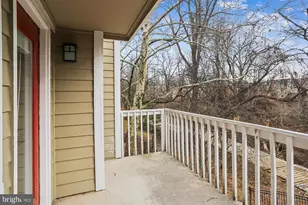 5708 Chapman Mill Dr, Rockville, MD 20852 - Photo 8