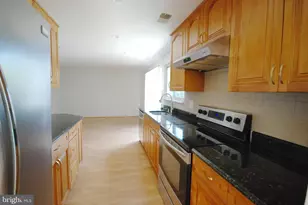 11609 Piney Lodge Rd, North Potomac, MD 20878 - Photo 1