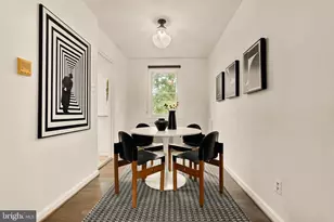 4818 Chevy Chase Dr, Chevy Chase, MD 20815 - Photo 8