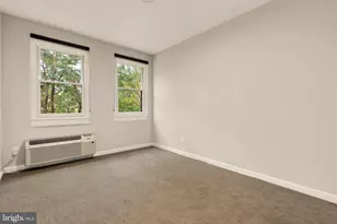 4818 Chevy Chase Dr, Chevy Chase, MD 20815 - Photo 26