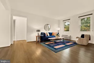 4818 Chevy Chase Dr, Chevy Chase, MD 20815 - Photo 2