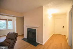 946 Windbrooke Dr, Gaithersburg, MD 20879 - Photo 4