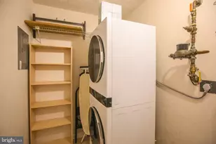 946 Windbrooke Dr, Gaithersburg, MD 20879 - Photo 24