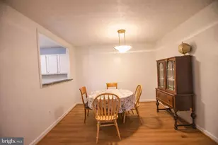 946 Windbrooke Dr, Gaithersburg, MD 20879 - Photo 6