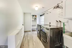 1718 Crestview Dr, Rockville, MD 20854 - Photo 16