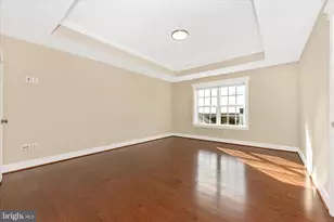 10211 Travilah Grove Cir, Rockville, MD 20850 - Photo 22