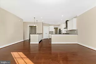 10211 Travilah Grove Cir, Rockville, MD 20850 - Photo 14