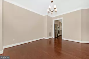 10211 Travilah Grove Cir, Rockville, MD 20850 - Photo 18