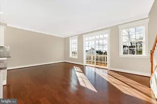 10211 Travilah Grove Cir, Rockville, MD 20850 - Photo 14