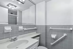 10201 Grosvenor Pl, Rockville, MD 20852 - Photo 24