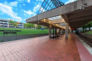 10201 Grosvenor Pl, Rockville, MD 20852 - Photo 46