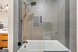 9646 Eagle Ridge Dr, Bethesda, MD 20817 - Photo 26