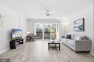 10300 Westlake Dr, Bethesda, MD 20817 - Photo 4