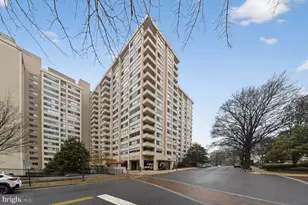 5500 Friendship Blvd, Chevy Chase, MD 20815 - Photo 22