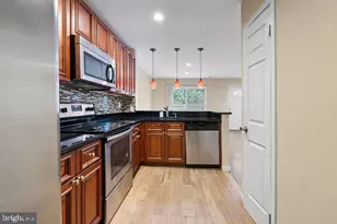9914 Brookridge, Montgomery Village, MD 20886 - Photo 14