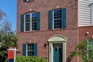 3925 Broadheath Cir, Burtonsville, MD 20866 - Photo 2