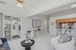 2701 Leaf Drop Ct, Silver Spring, MD 20906 - Photo 8