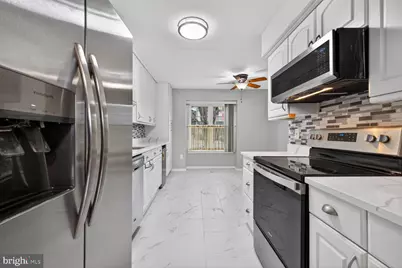 13030 Pickering Drive, Germantown, MD 20874 - Photo 6