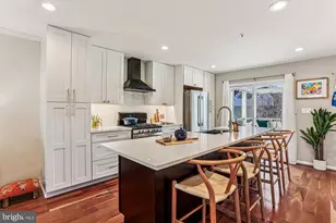 730 Kent Oaks Way, Gaithersburg, MD 20878 - Photo 2