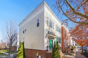 2207 Leesborough Dr, Silver Spring, MD 20902 - Photo 2