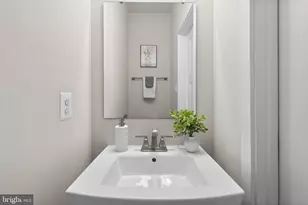 19708 Preservation Mews, Montgomery Village, MD 20886 - Photo 14