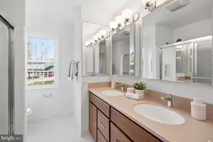 8802 Liberty Ln, Potomac, MD 20854 - Photo 18