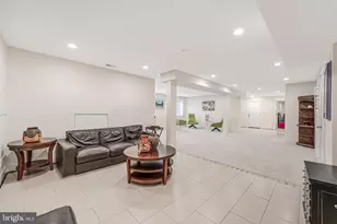 7201 Thomas Branch Dr, Bethesda, MD 20817 - Photo 44