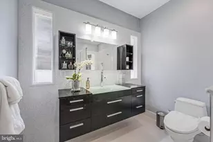 7201 Thomas Branch Dr, Bethesda, MD 20817 - Photo 24