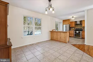 20812 Aspenwood Ln, Montgomery Village, MD 20886 - Photo 14