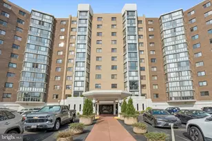 15115 Interlachen Dr, Silver Spring, MD 20906 - Photo 2