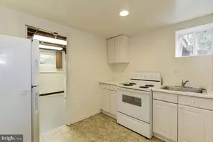 6520 Lone Oak Ct, Bethesda, MD 20817 - Photo 24