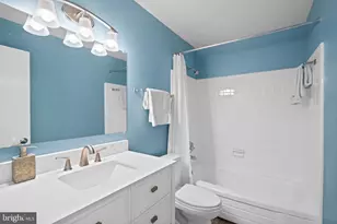 17812 Vinyard Ln, Rockville, MD 20855 - Photo 44