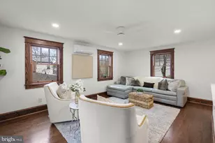 9403 Warren St, Silver Spring, MD 20910 - Photo 18
