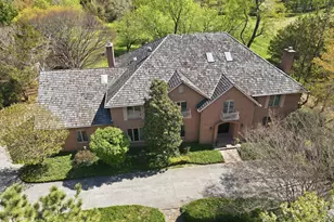 10517 Alloway Dr, Potomac, MD 20854 - Photo 2