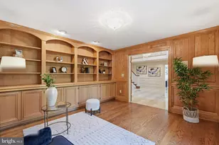 10517 Alloway Dr, Potomac, MD 20854 - Photo 32