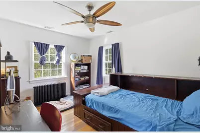 8209 Meadowbrook Lane, Chevy Chase, MD 20815 - Photo 18