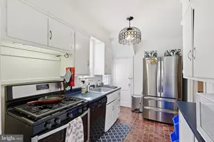 8209 Meadowbrook Ln, Chevy Chase, MD 20815 - Photo 14