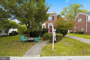 8209 Meadowbrook Ln, Chevy Chase, MD 20815 - Photo 2
