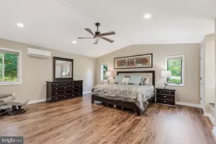 9812 Betteker Ln, Potomac, MD 20854 - Photo 16
