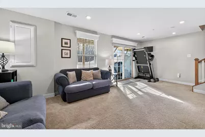 19765 Green Village Drive, Montgomery Village, MD 20886 - Photo 18